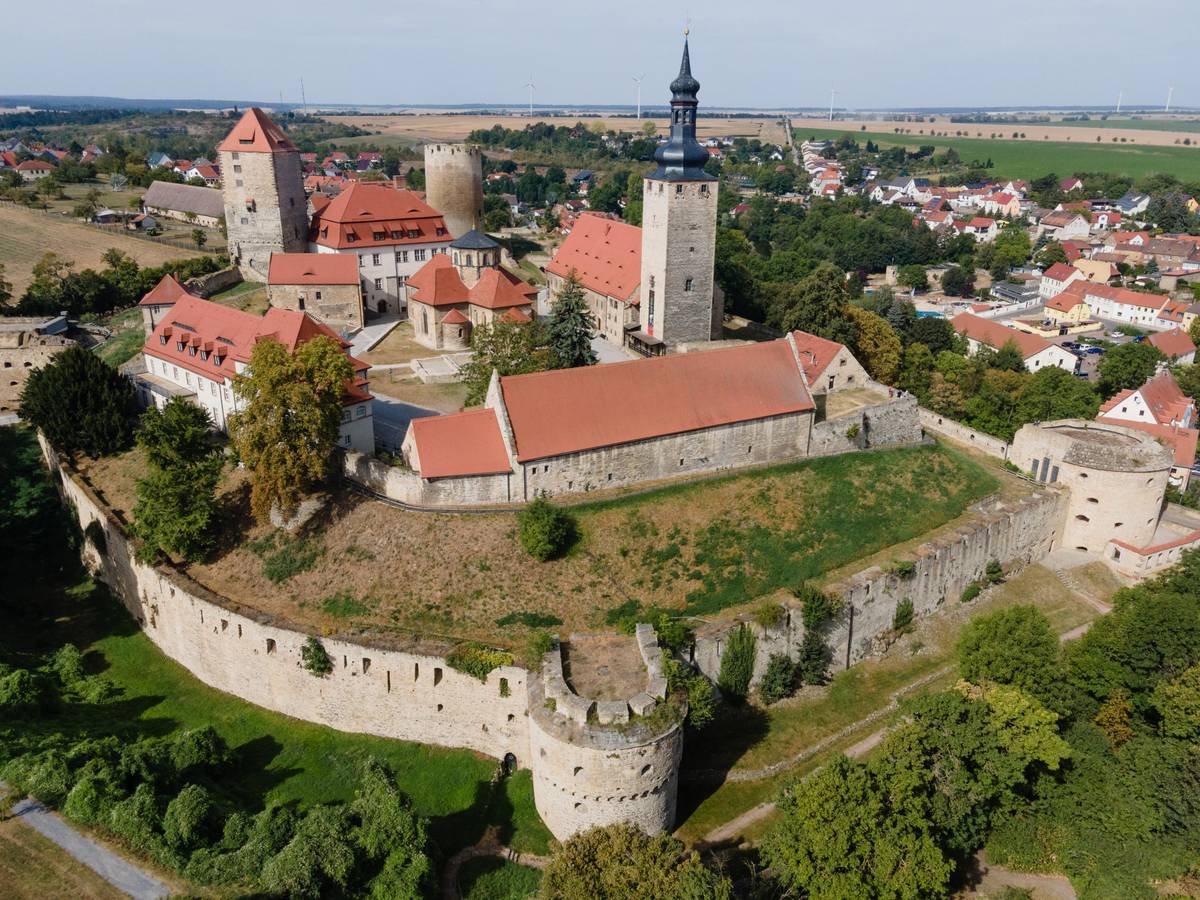 David Köster_Burg Querfurt_Seitenansicht.jpg